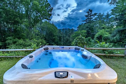 127 New Hampshire Route 16A Route Bartlett NH 03812