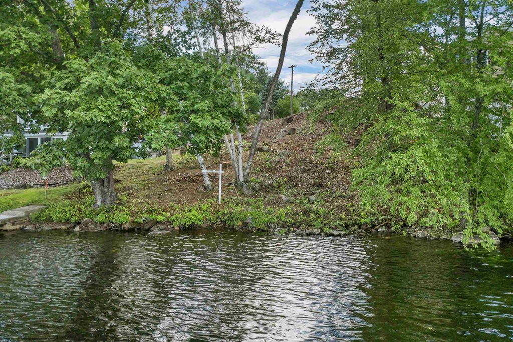 Photo of 9 Valcat Lane, Atkinson, NH 03811 (MLS # 5028568)