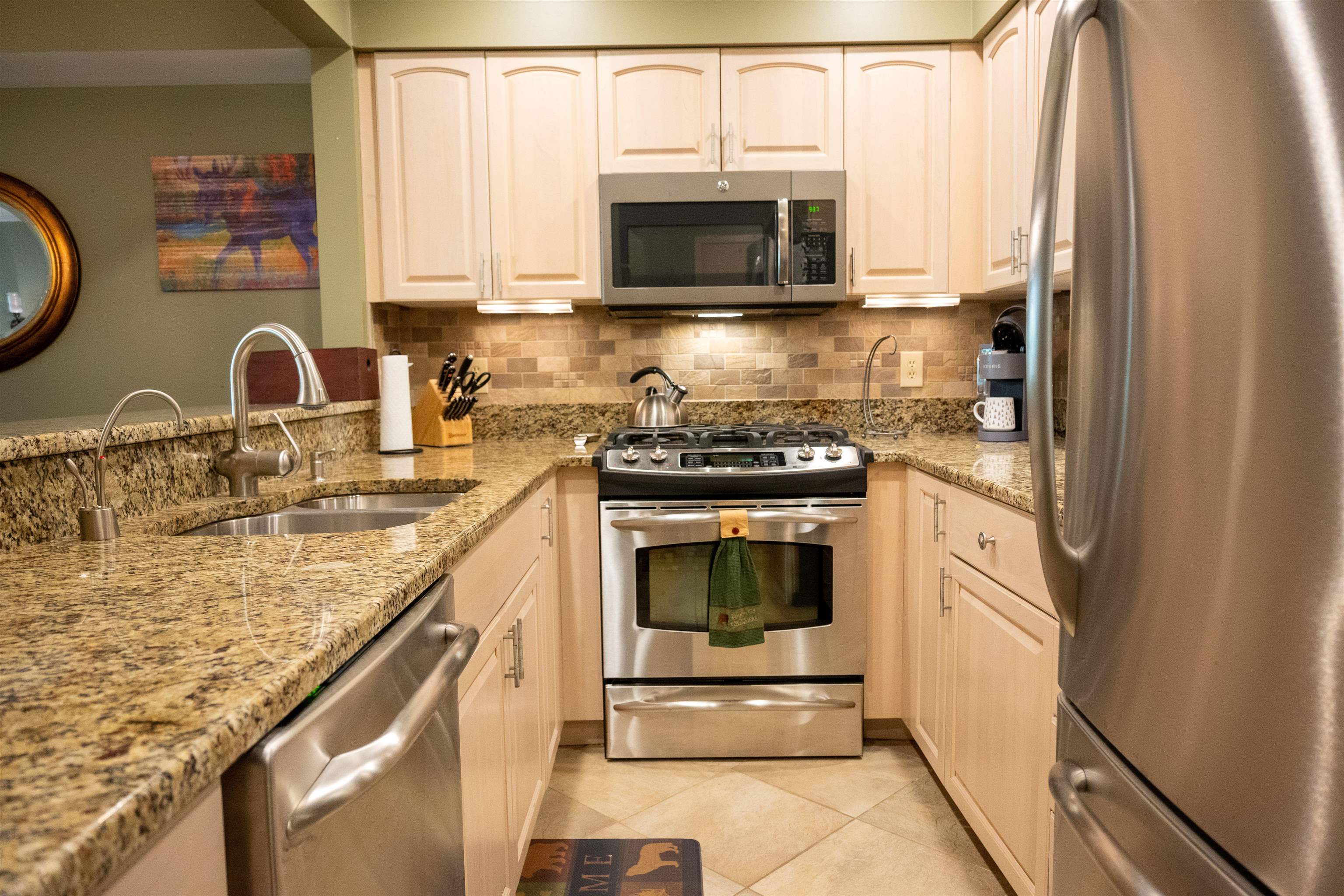 145 Ledgewood Road D4