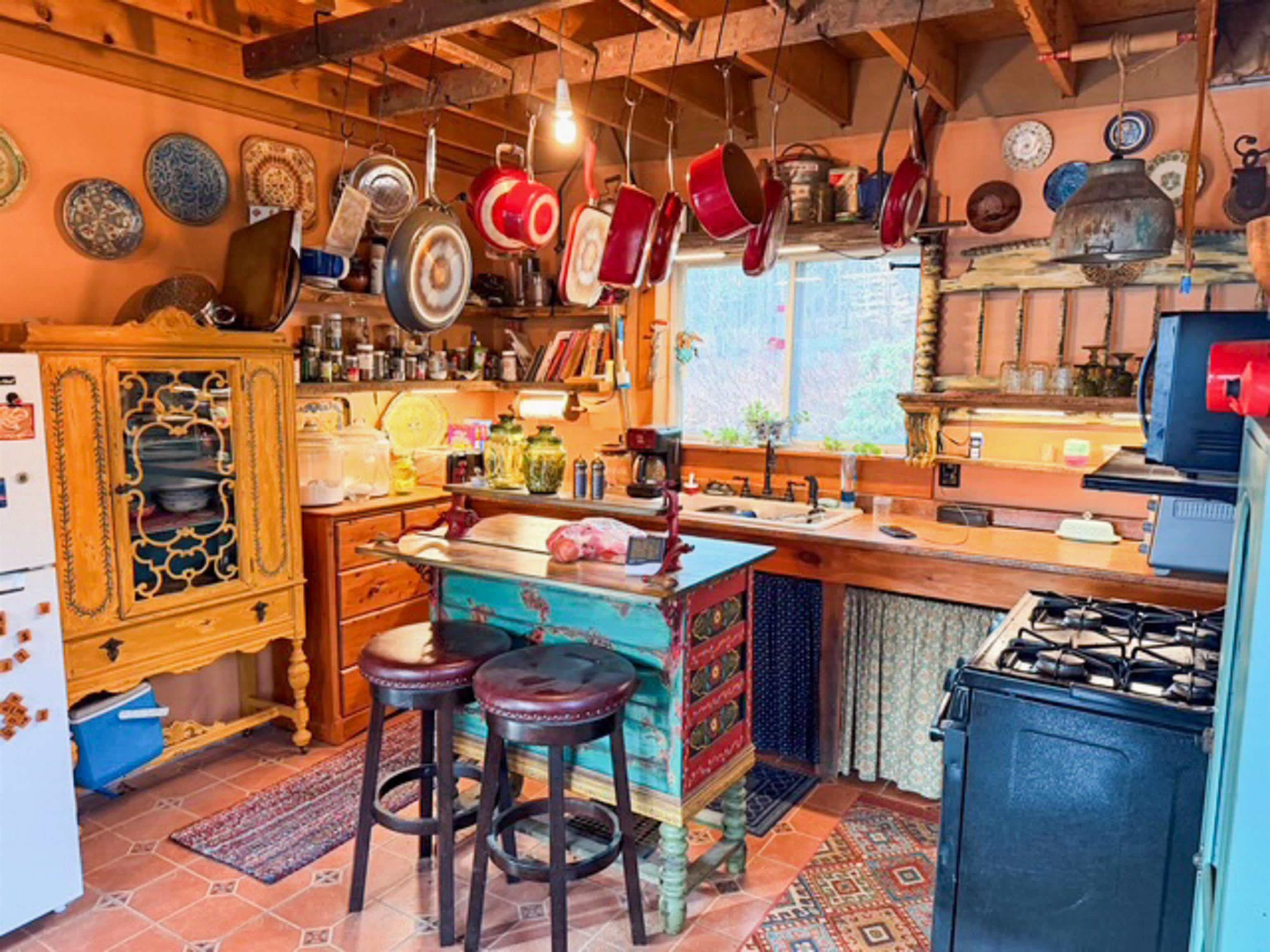 127 Oliverian Heights Road