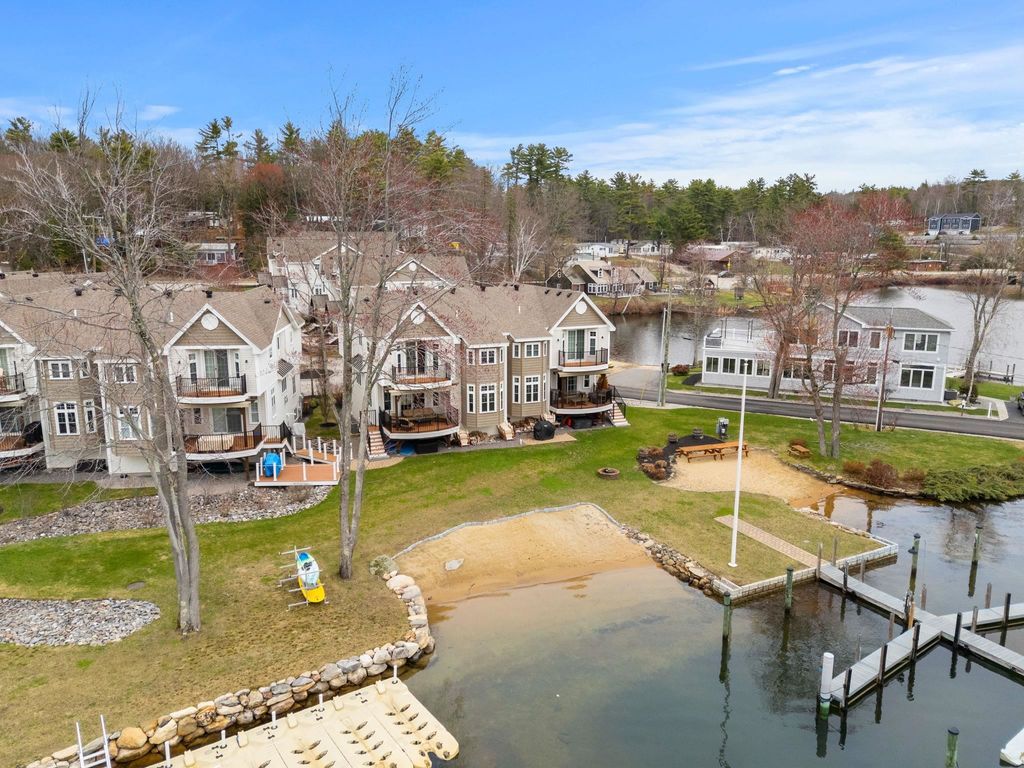 Photo of 21 Island Drive #10, Laconia, NH 03247 (MLS # 5086243)