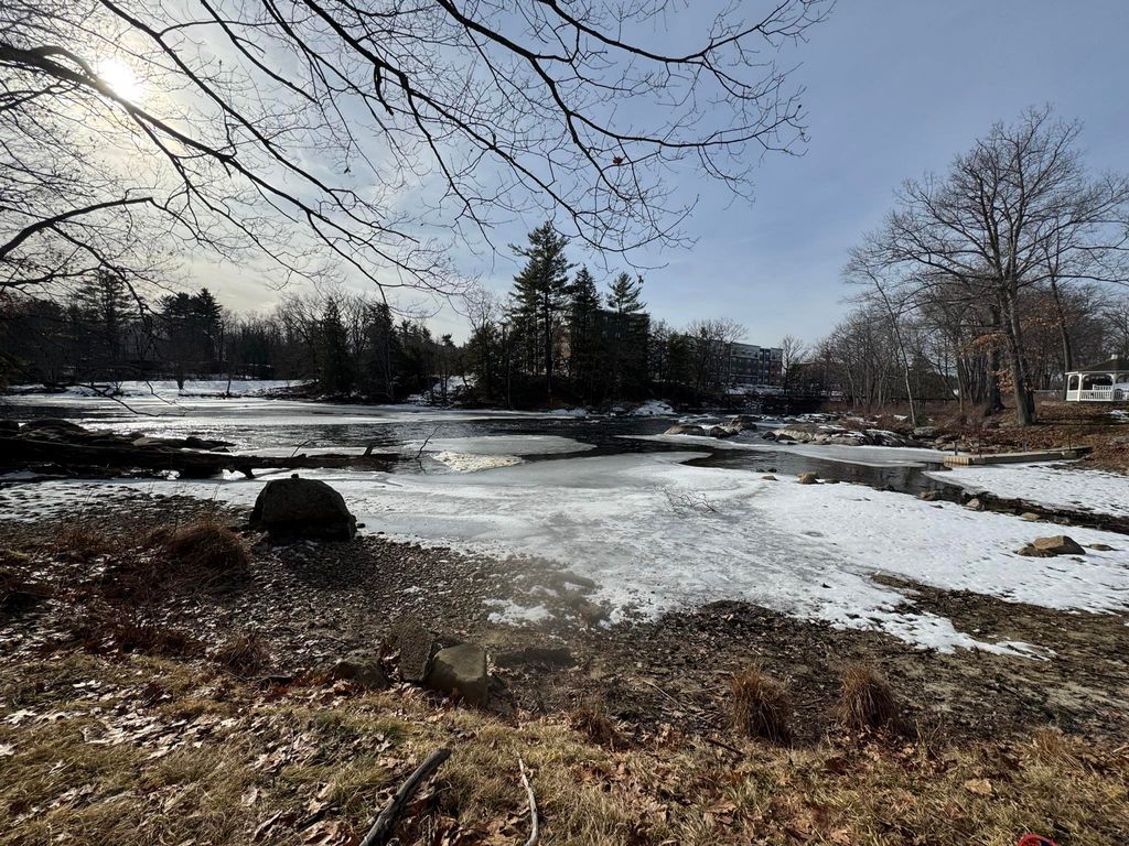 Photo of 52 Elm Street, Goffstown, NH 03045 (MLS # 5075423)