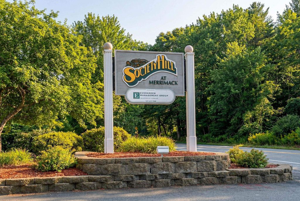 Photo of 5 Bernards Road #25, Merrimack, NH 03054 (MLS # 5082453)