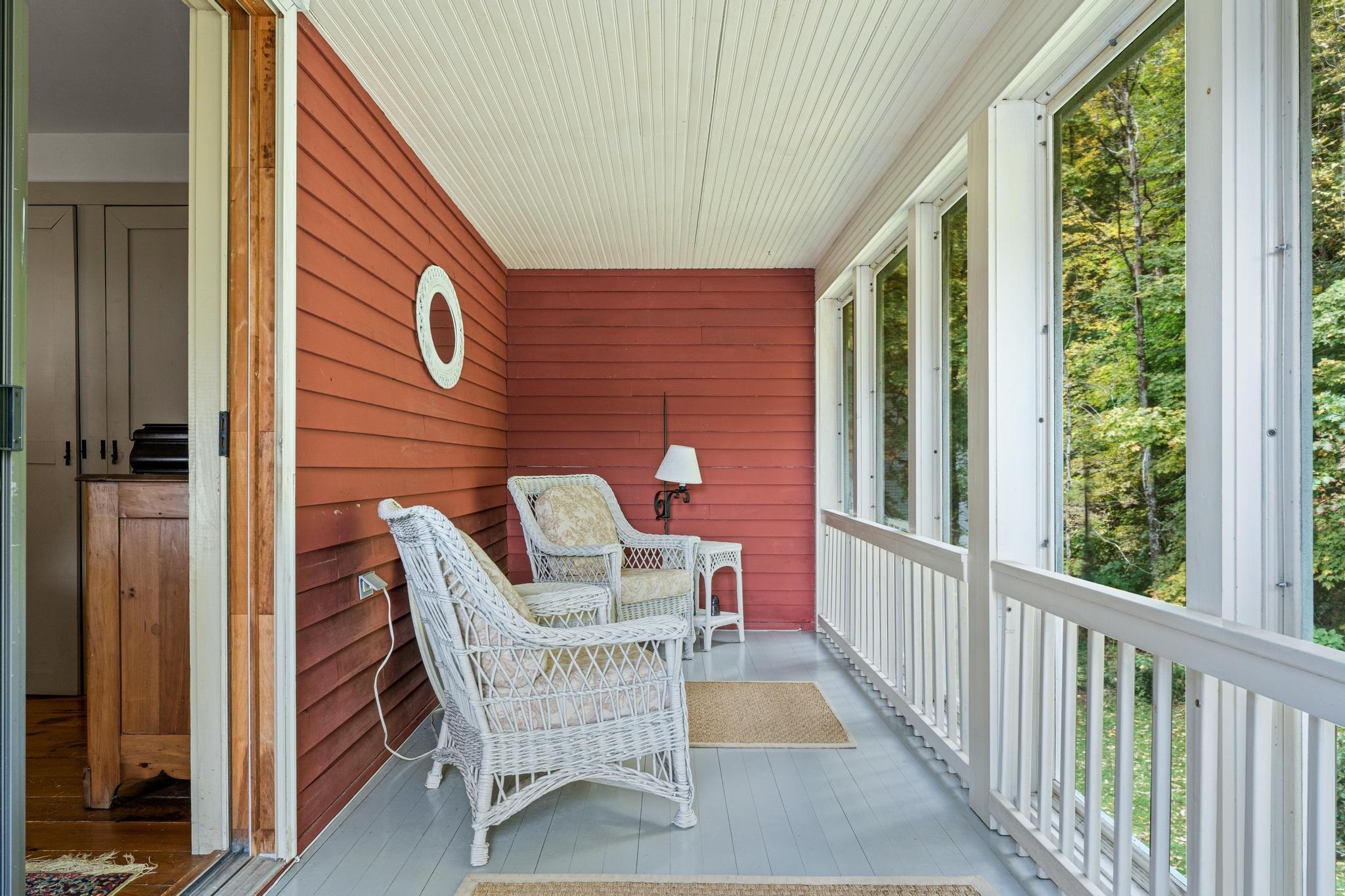 587 VT Route 121 East