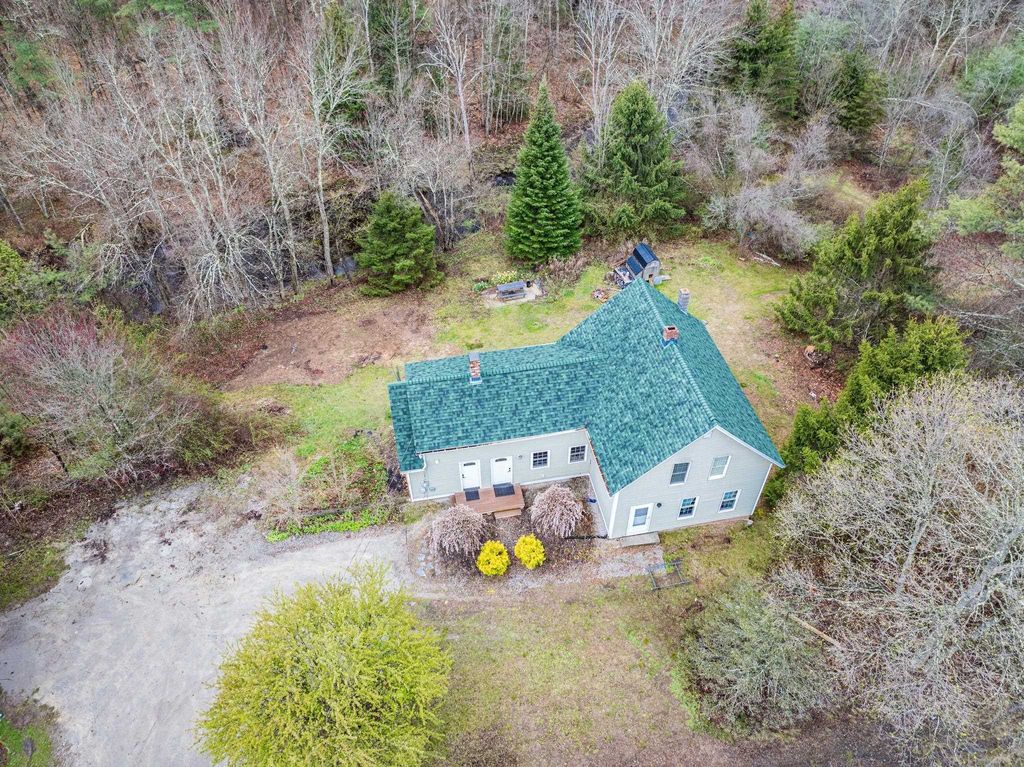 Photo of 1685 Dover Road, Epsom, NH 03234 (MLS # 5087957)
