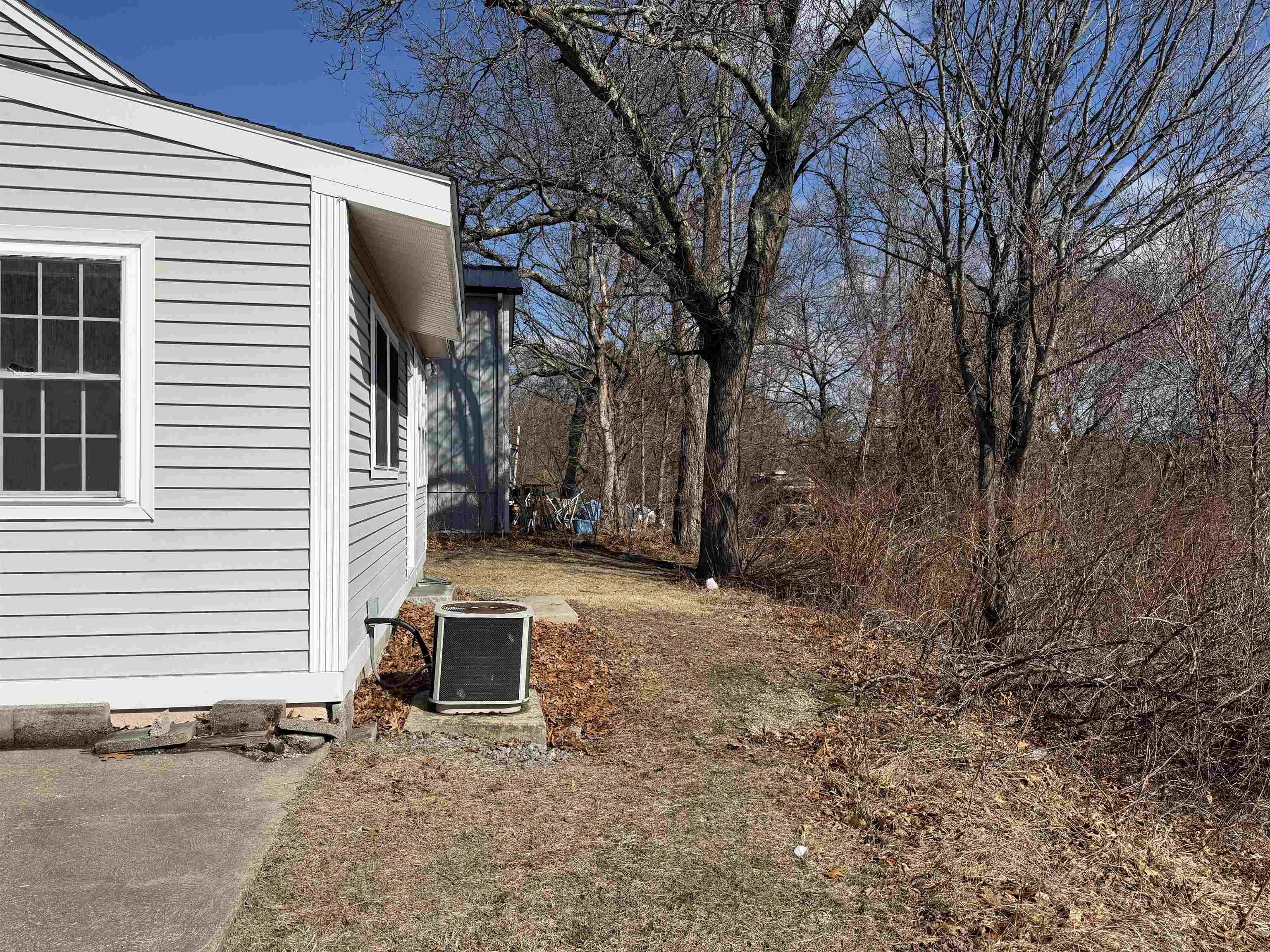 127 Daniel Webster Highway