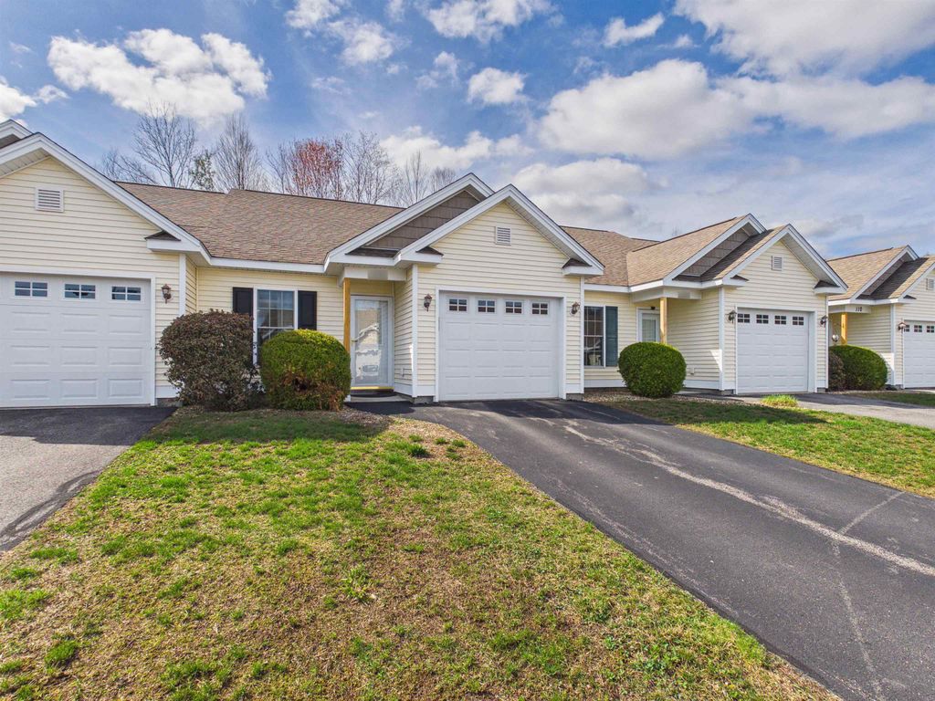 Photo of 28 Owens Drive #106, Swanzey, NH 03446 (MLS # 5084326)