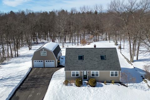 11 Ryan Circle Rochester NH 03867