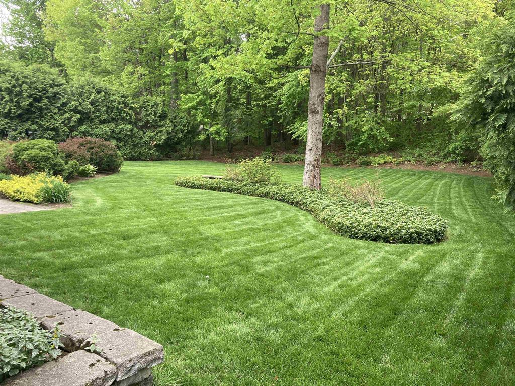 Photo of 4 Otter Drive, Concord, NH 03301 (MLS # 5083222)