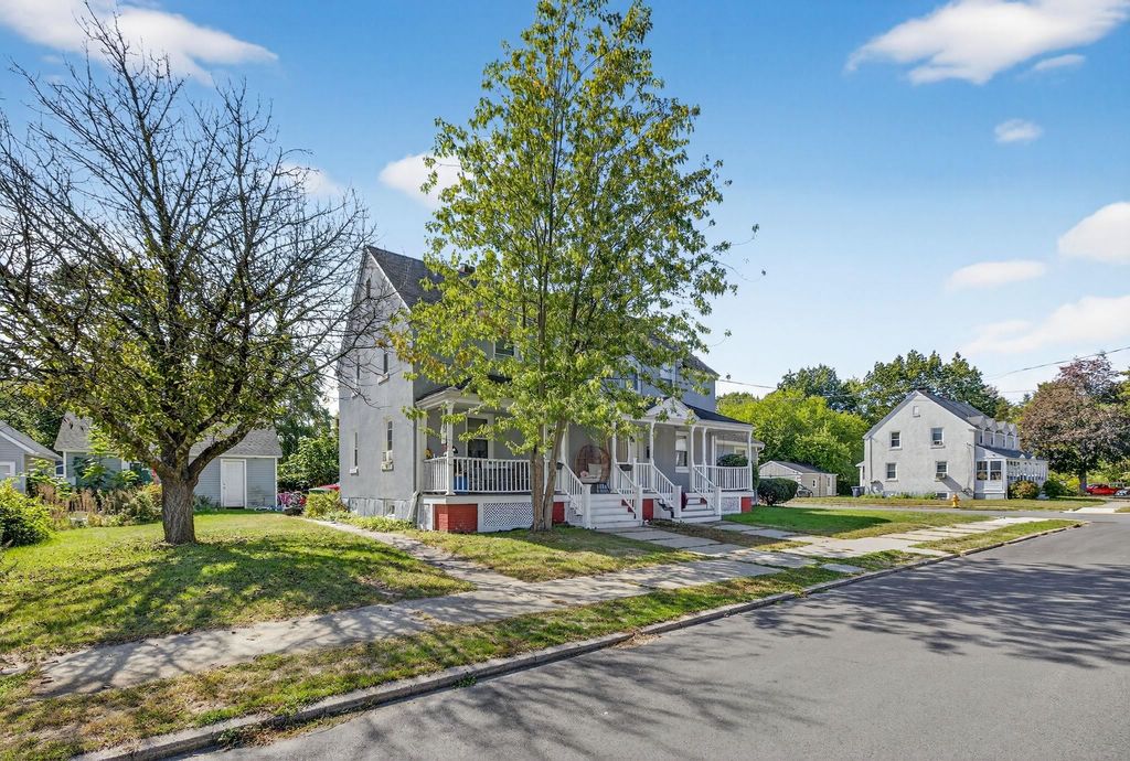 Photo of 1618 Perry Avenue, Nashua, NH 03060 (MLS # 5064132)