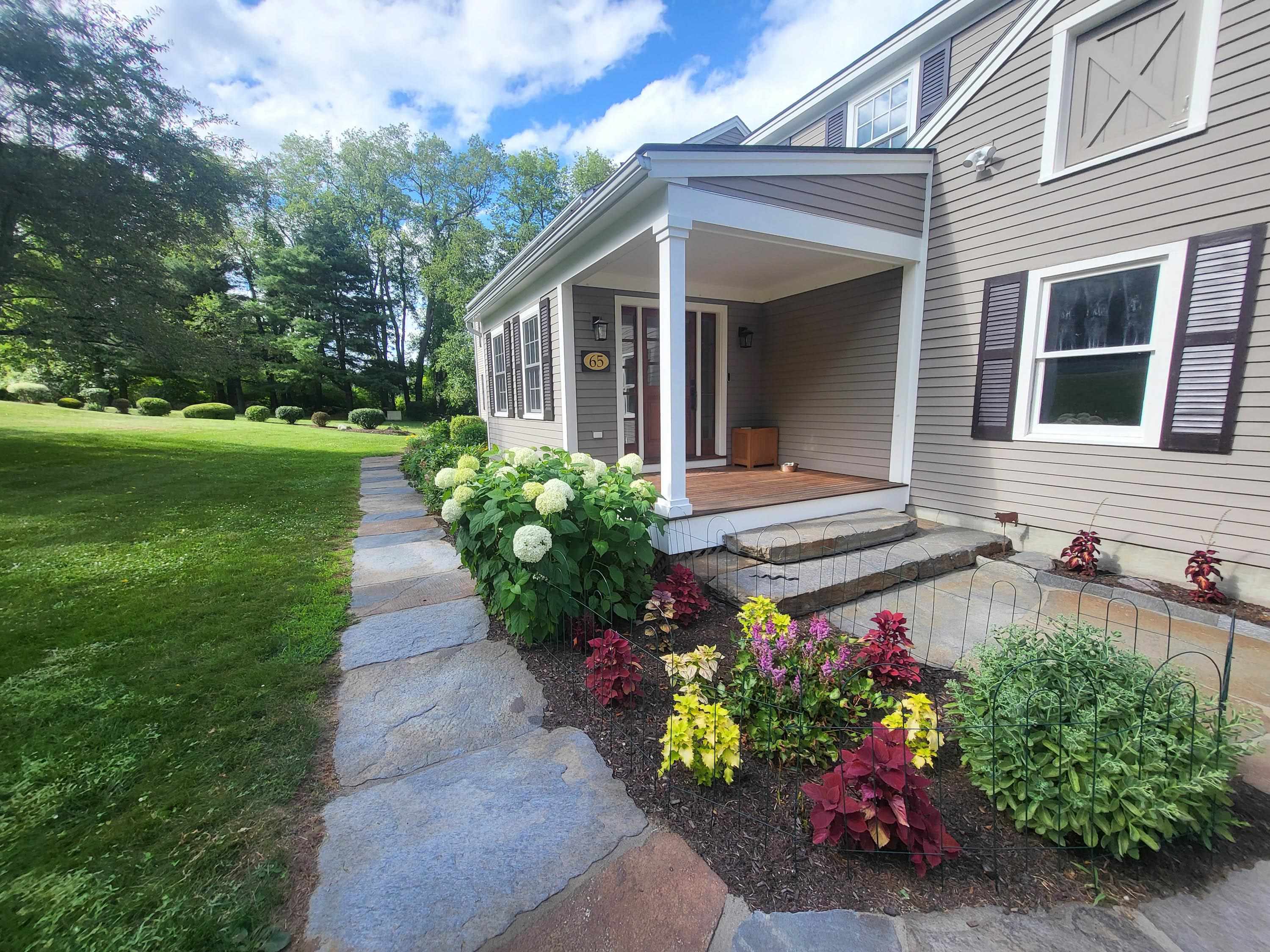 65 Hillwinds North Road