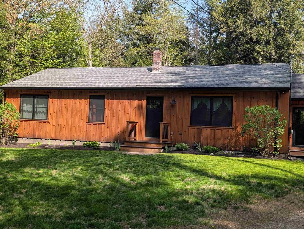 Photo of 152 States Landing Road, Moultonborough, NH 03254 (MLS # 5089770)