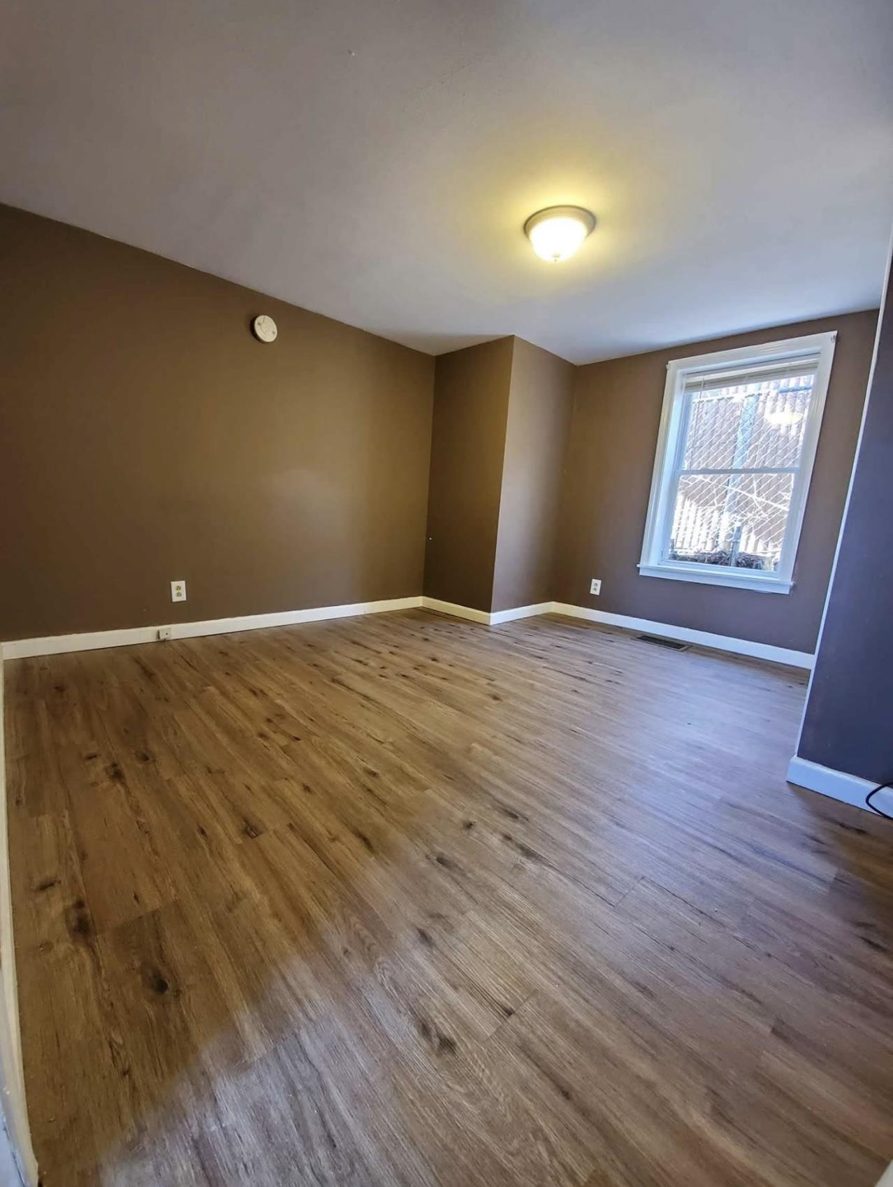 3-5 Williams Court