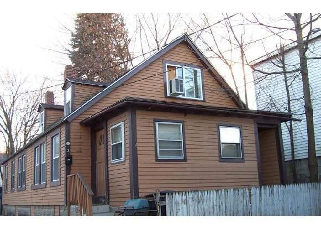 Photo of 35 Williams Court, Nashua, NH 03060 (MLS # 5085868)