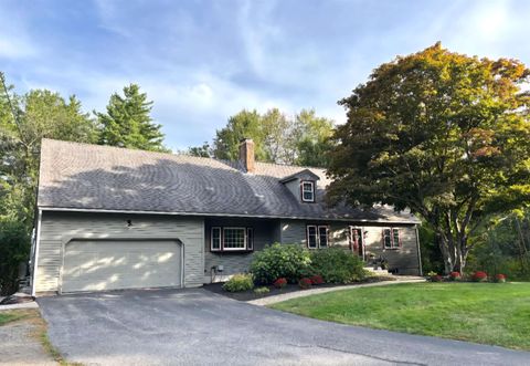 10 Pinewood Drive Hampstead NH 03841
