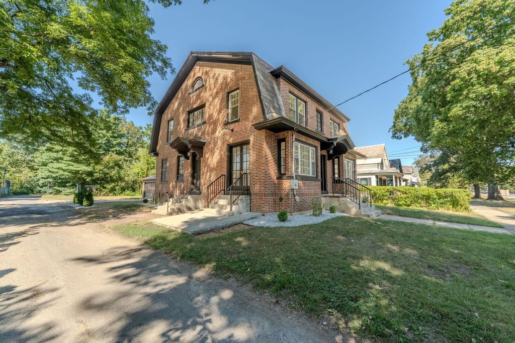Photo of 431 Main Street, Keene, NH 03431 (MLS # 5060442)