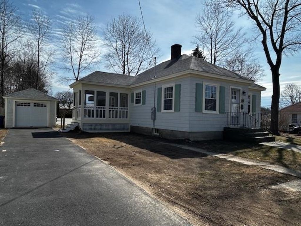 Photo of 7 Towle Avenue, Hampton, NH 03842 (MLS # 5081499)