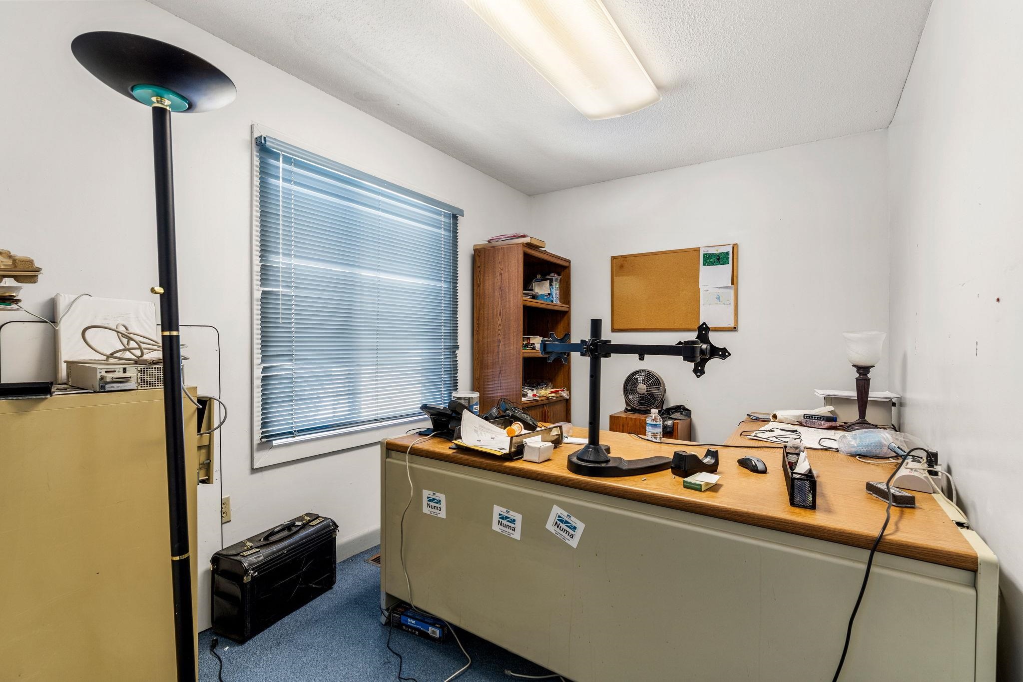 10 Northern Boulevard 11