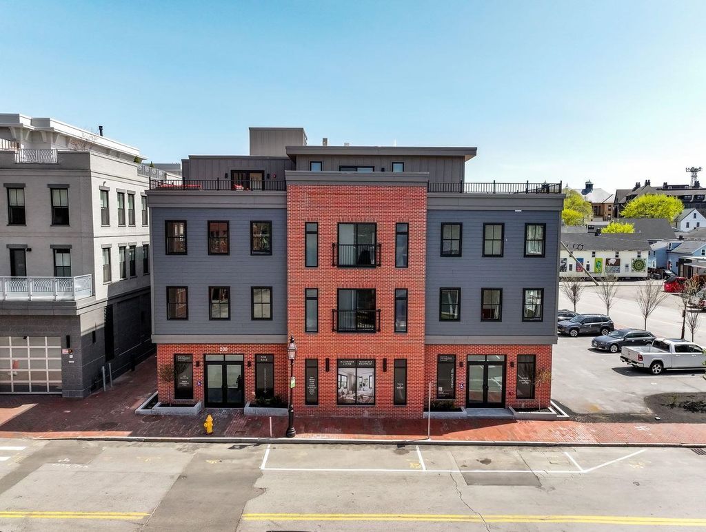 Photo of 238 Deer Street #206, Portsmouth, NH 03801 (MLS # 5058272)