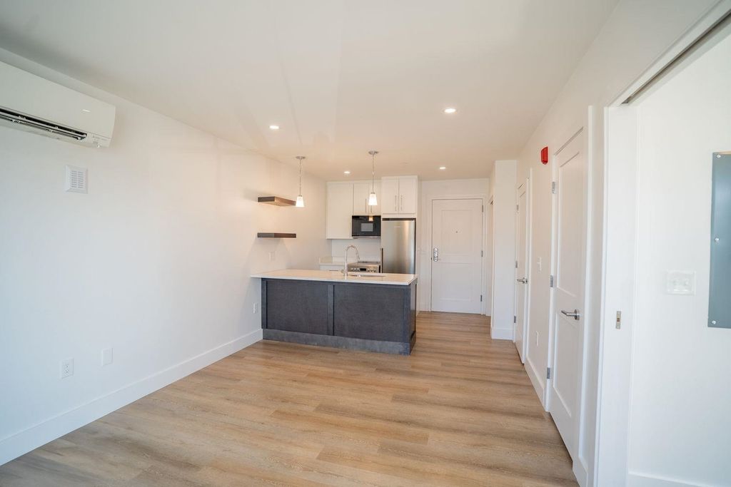 Photo of 238 Deer Street #206, Portsmouth, NH 03801 (MLS # 5058272)