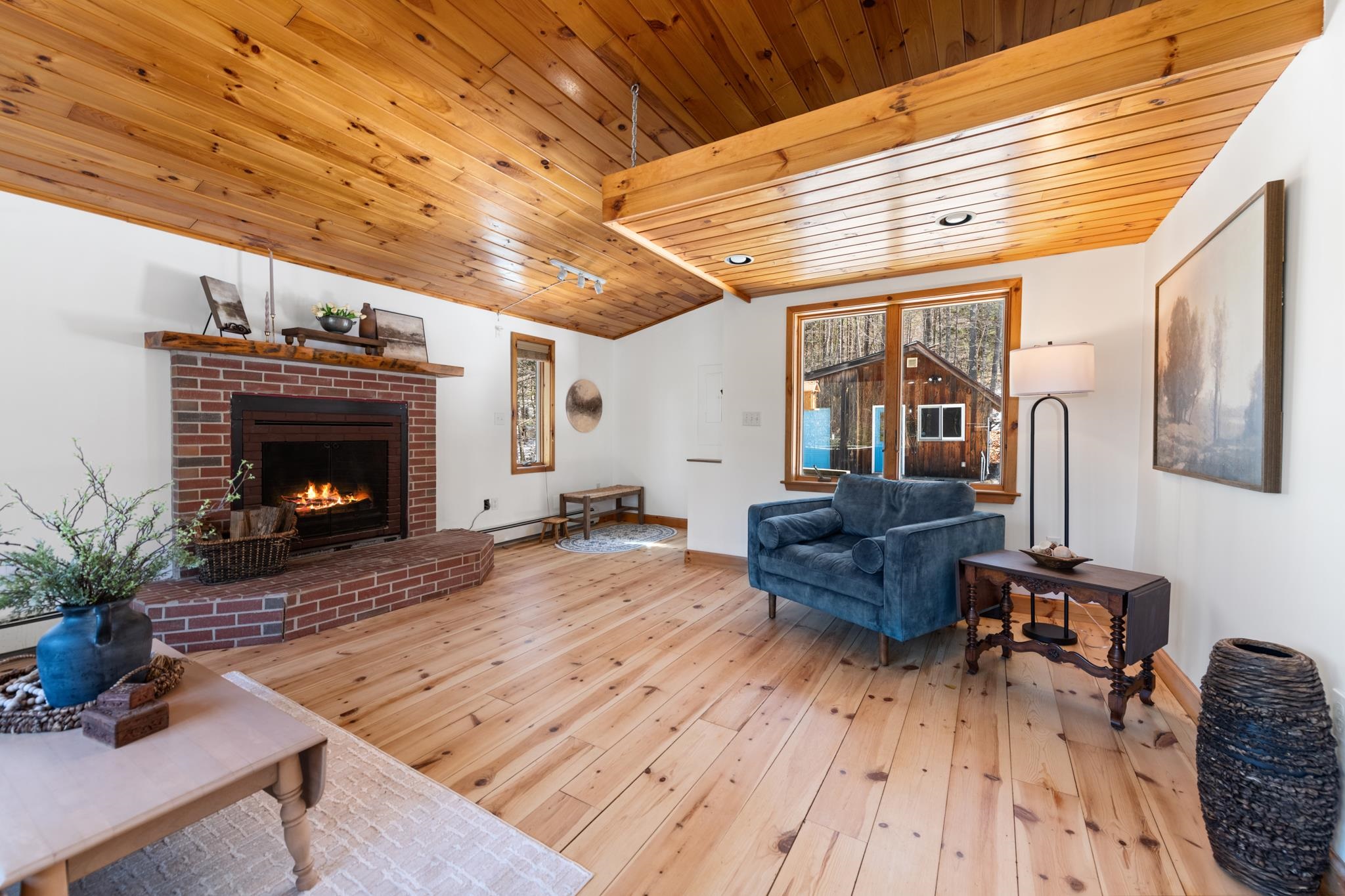 1642 NH Route 175 Route