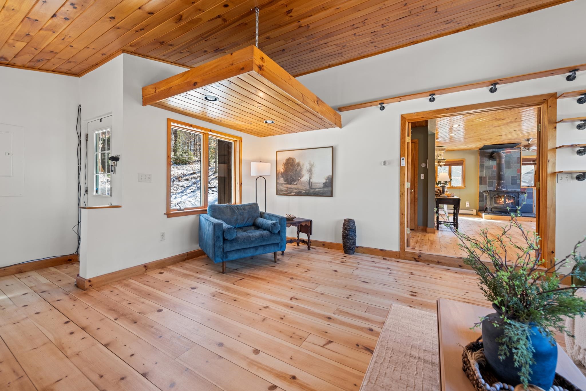 1642 NH Route 175 Route