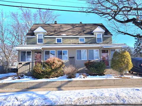 Photo of 13 Perry Avenue, Nashua, NH 03060 (MLS # 5074988)