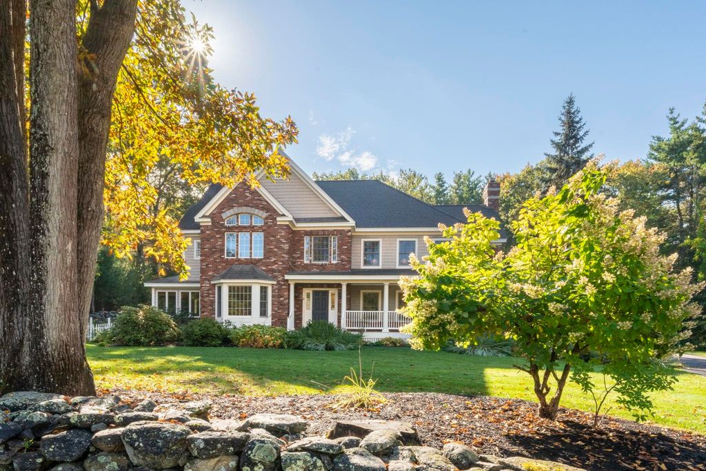 Photo of 17 Welch Road, Londonderry, NH 03053 (MLS # 5065513)