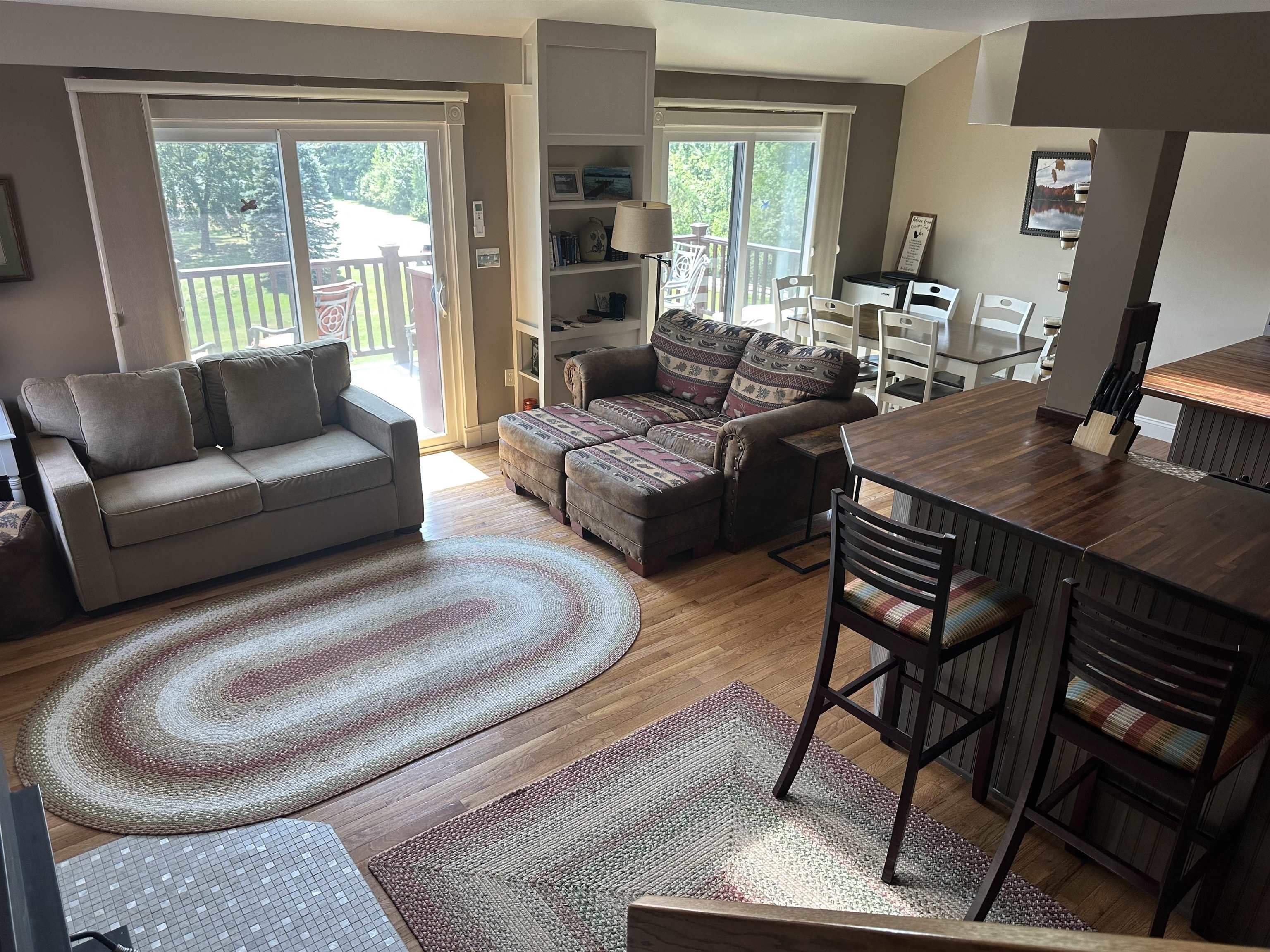 18 Pine Landing Road 12