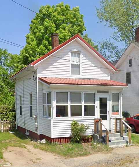 Photo of 12 Orchard Street, Rochester, NH 03036 (MLS # 5072328)