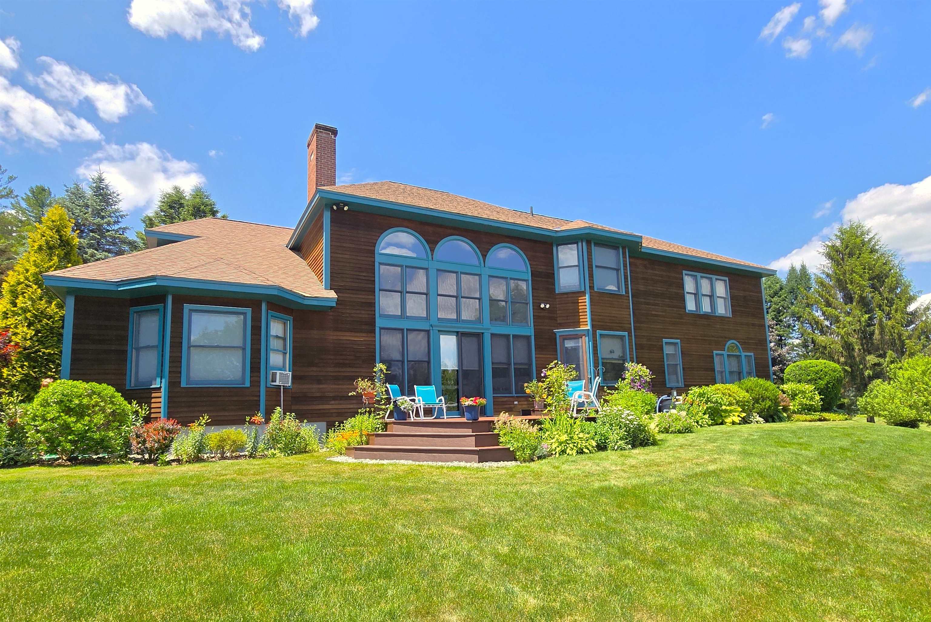 155 Hillwinds North Road