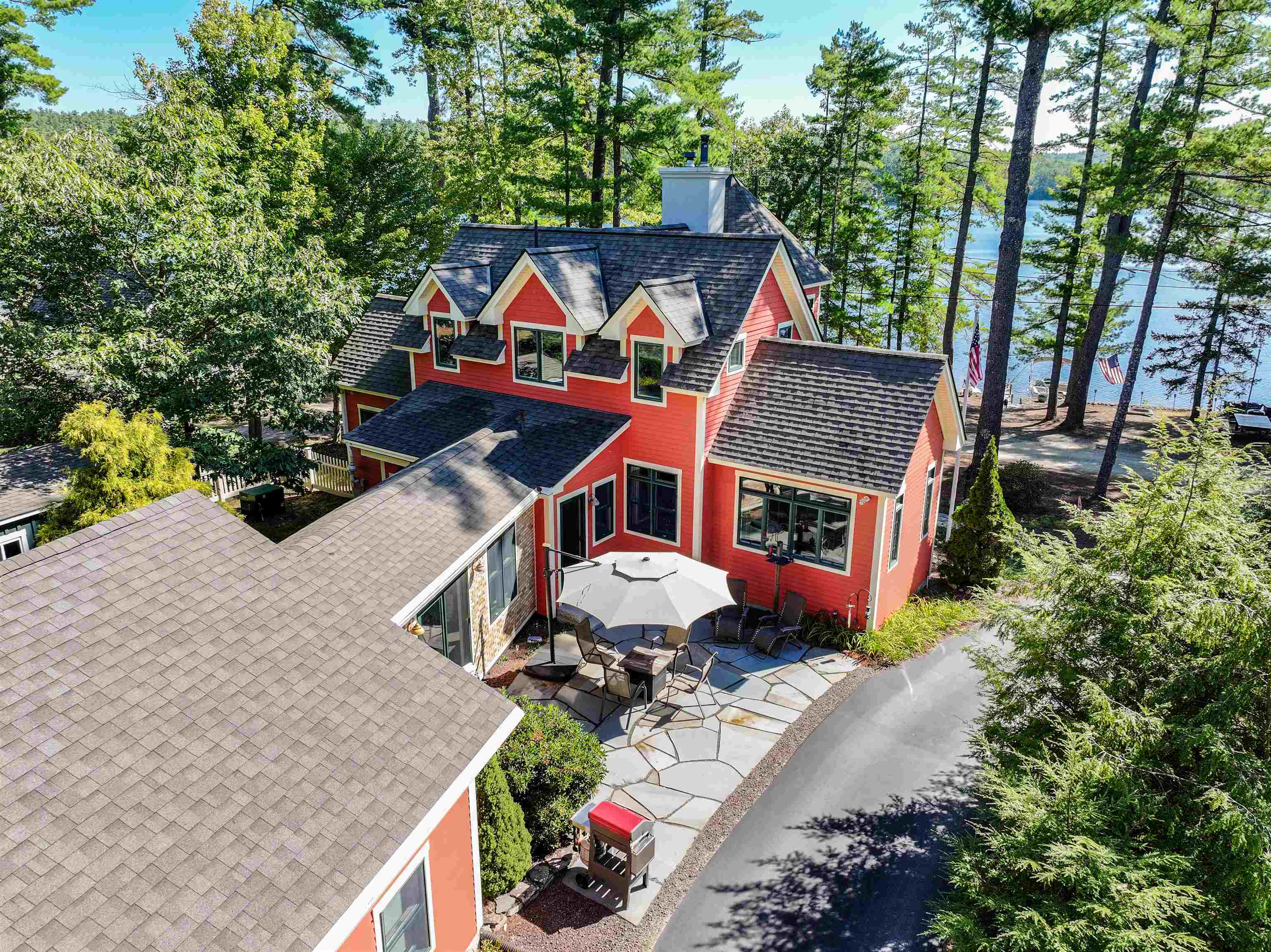 59 Lakeside Drive
