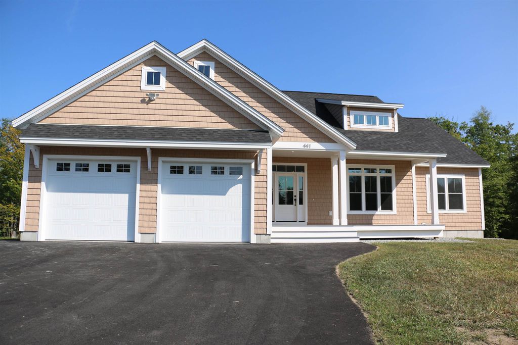 Photo of 441 Blane Circle #12, Pembroke, NH 03275 (MLS # 5056286)
