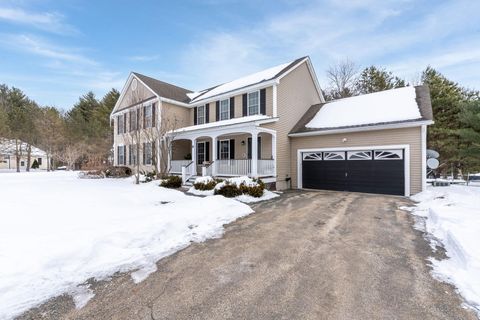 8 Snowdrop Lane Litchfield NH 03052
