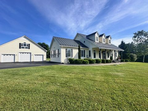 9 Tracy Road Fairfax VT 05454