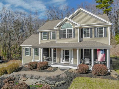 17 Williams Path Kingston NH 03848