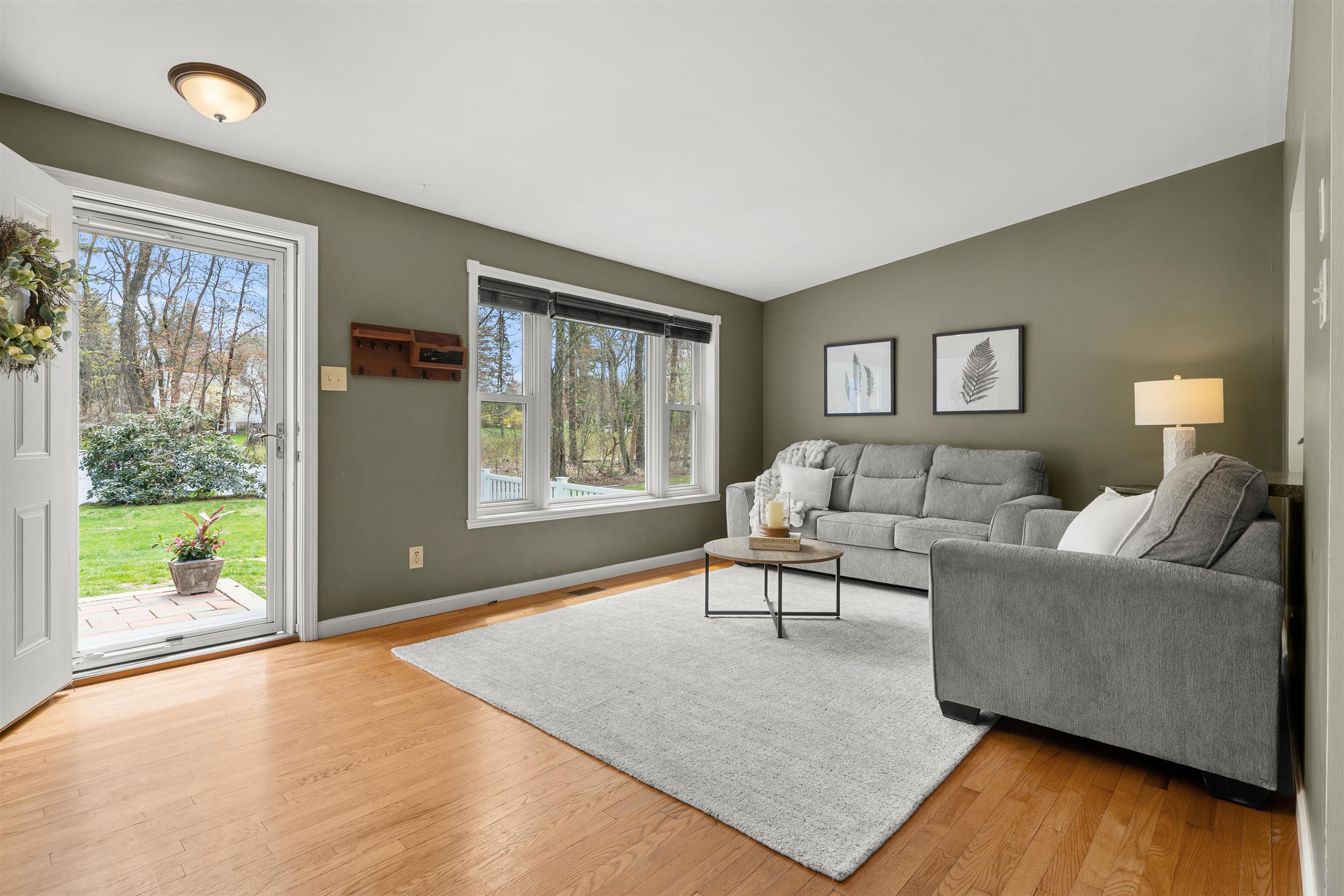 152 Dracut Road