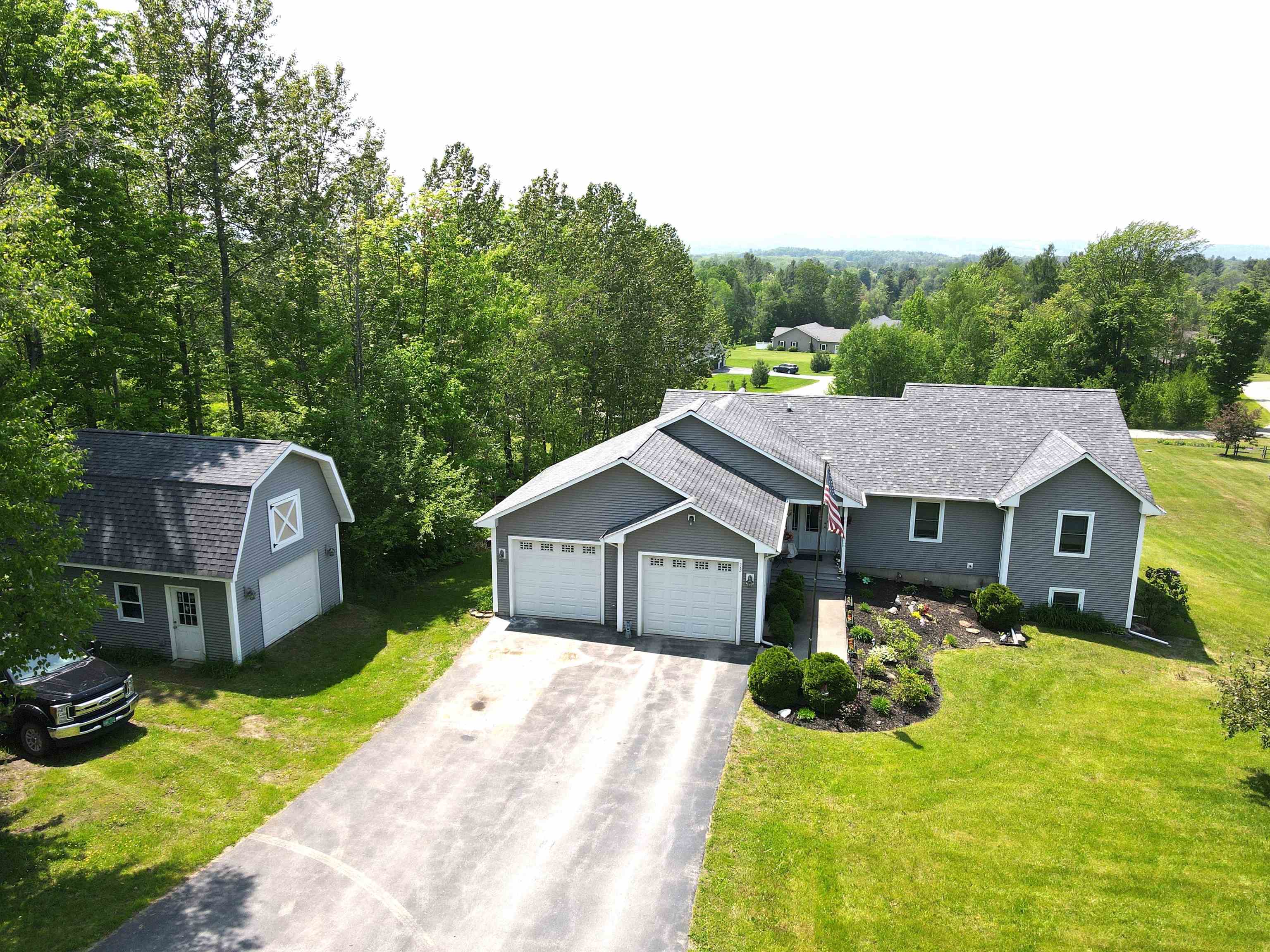 33 Crab Apple Lane 1