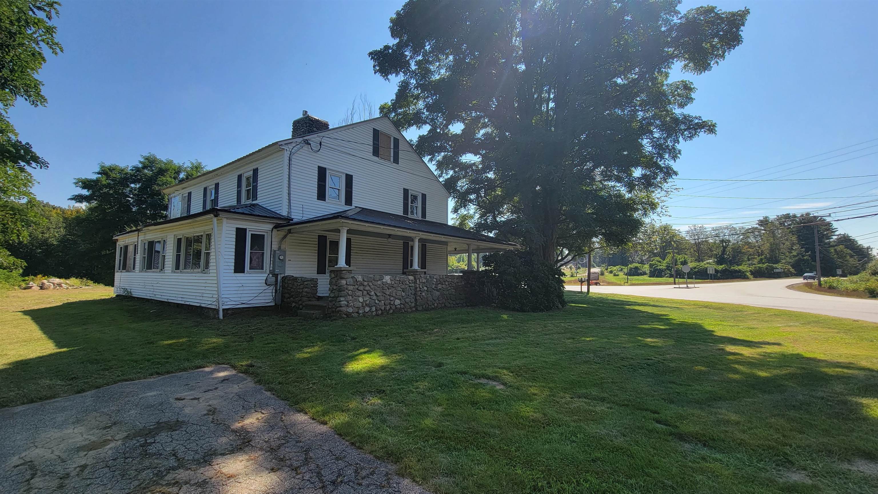 271 Weirs Road