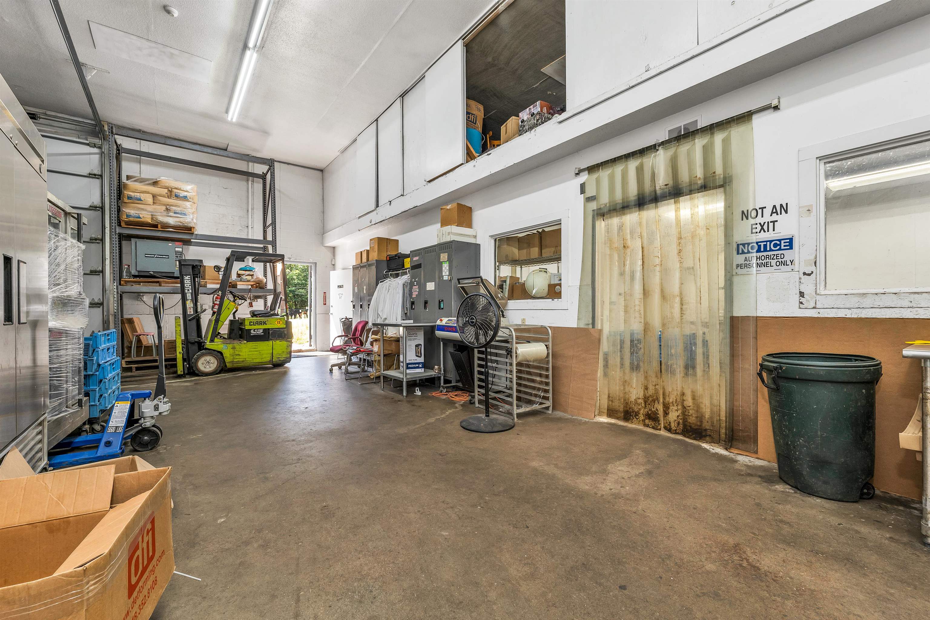 Derry, New Hampshire 03038, United States, ,Commercial,Active,195451