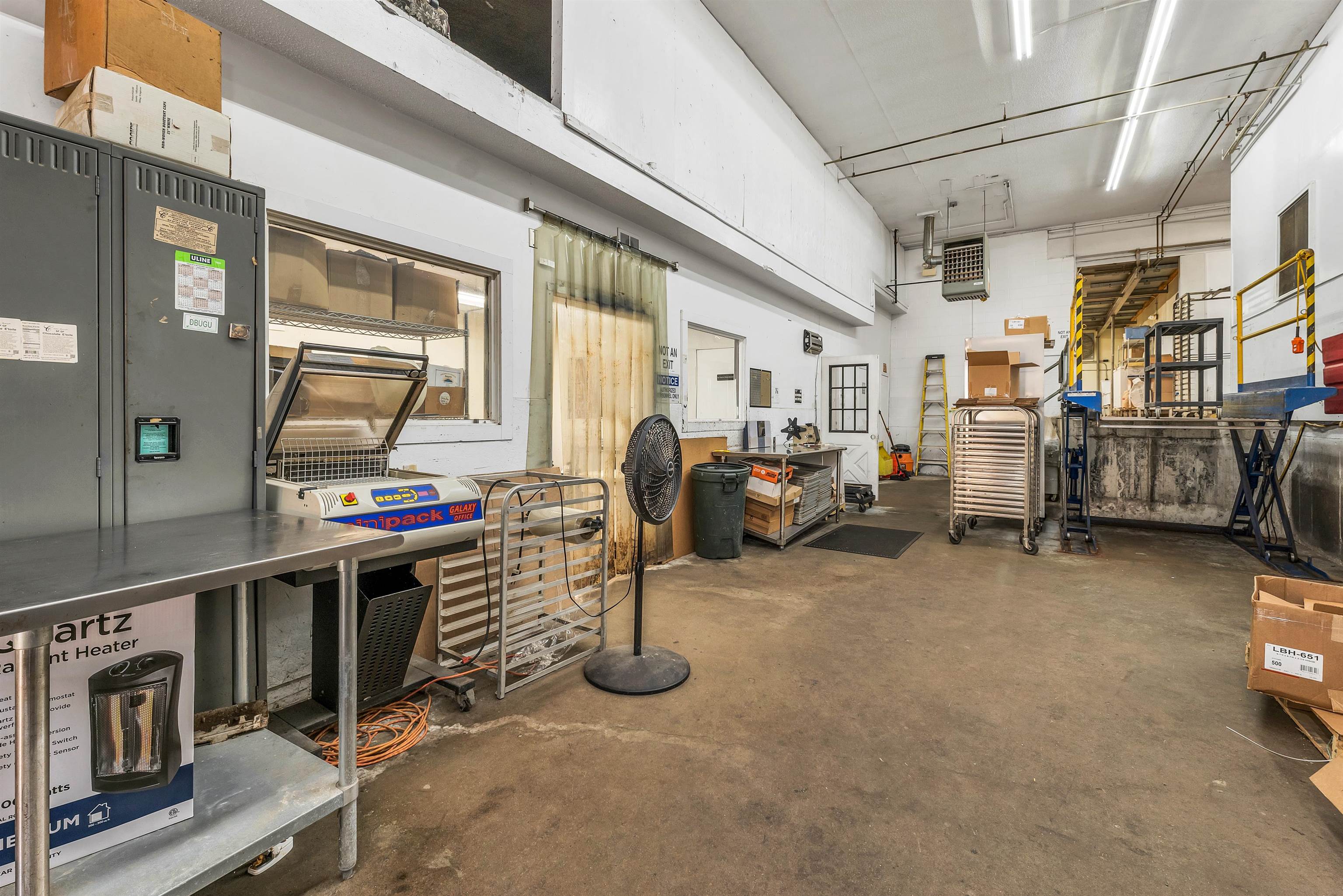 Derry, New Hampshire 03038, United States, ,Commercial,Active,195451