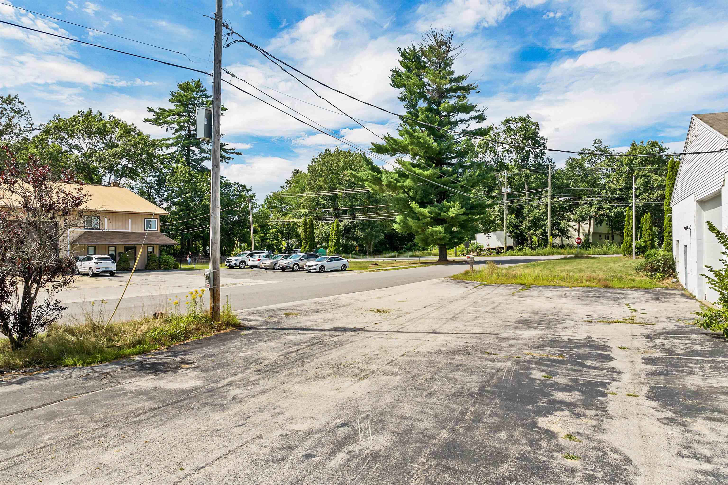 22 Kendall Pond Road