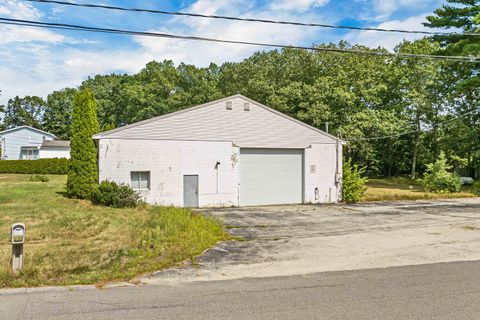 22 Kendall Pond Road Derry NH 03038