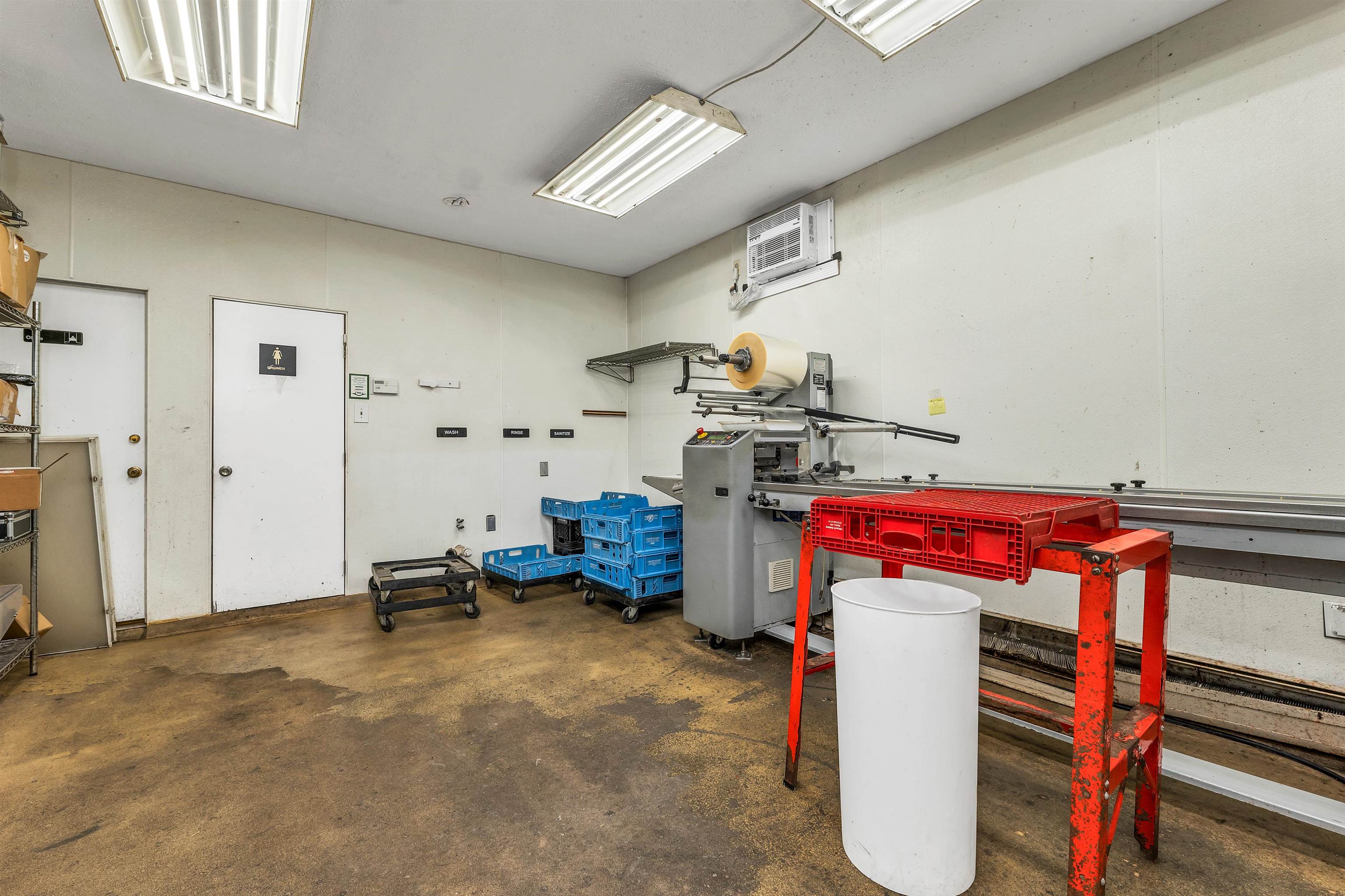 Derry, New Hampshire 03038, United States, ,Commercial,Active,195451