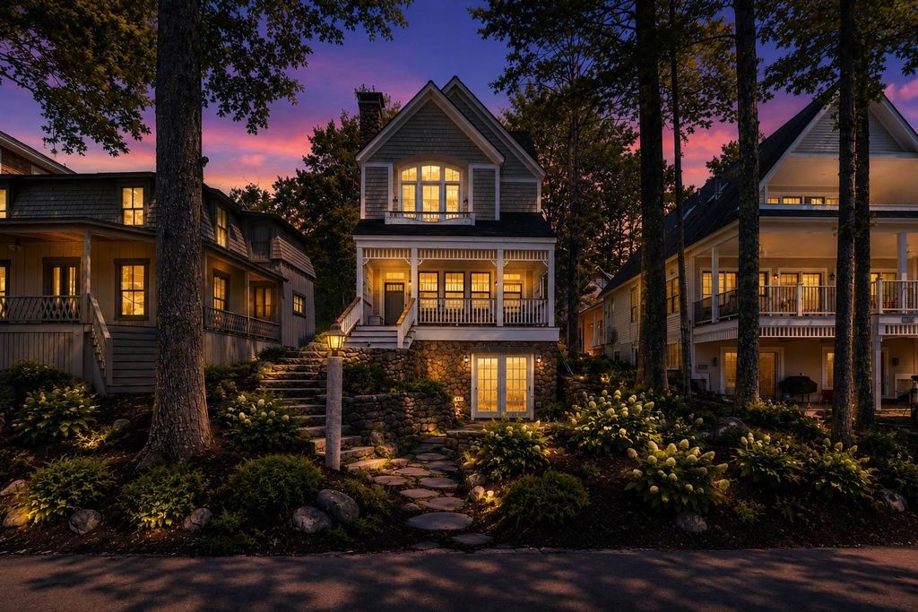 Photo of 6 Lake Avenue, Newbury, NH 03255 (MLS # 5089588)