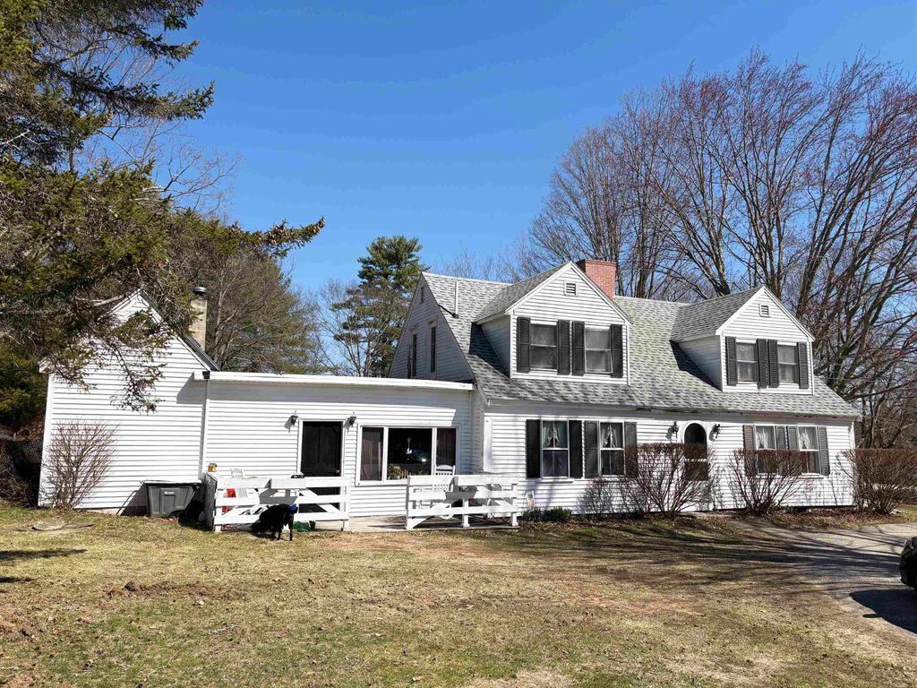 Photo of 76 Pierce Road #21, Barrington, NH 03825 (MLS # 5084471)