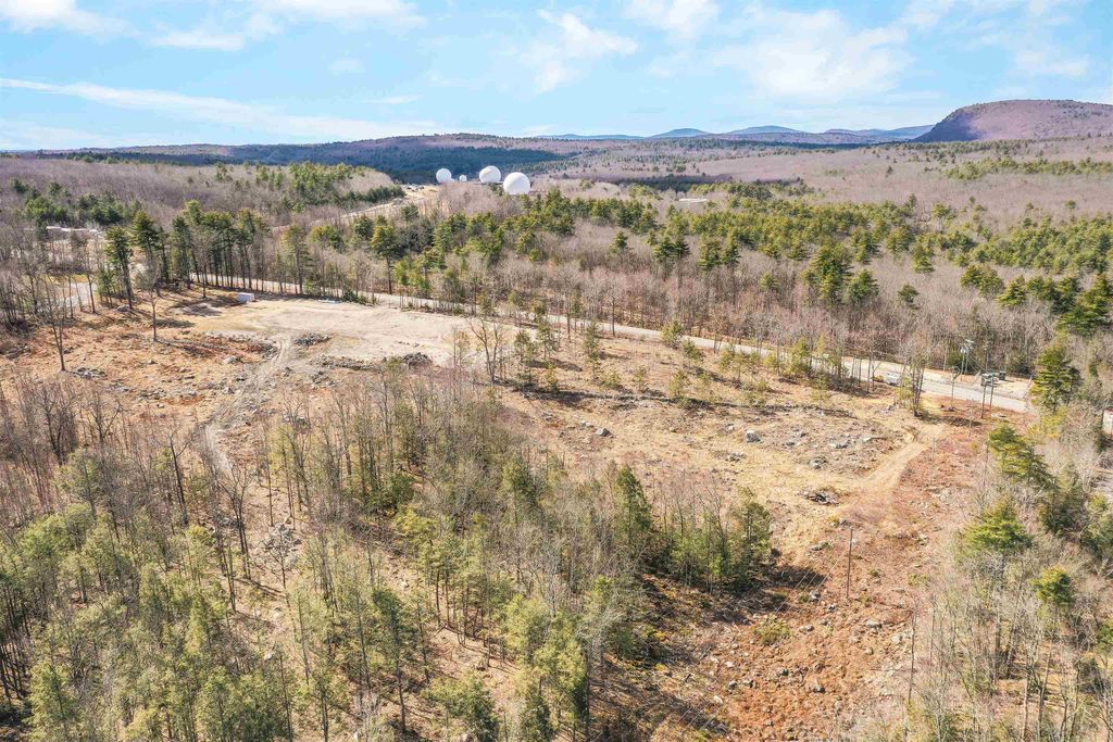 Photo of 324 Chestnut Hill Road, New Boston, NH 03070 (MLS # 4988877)