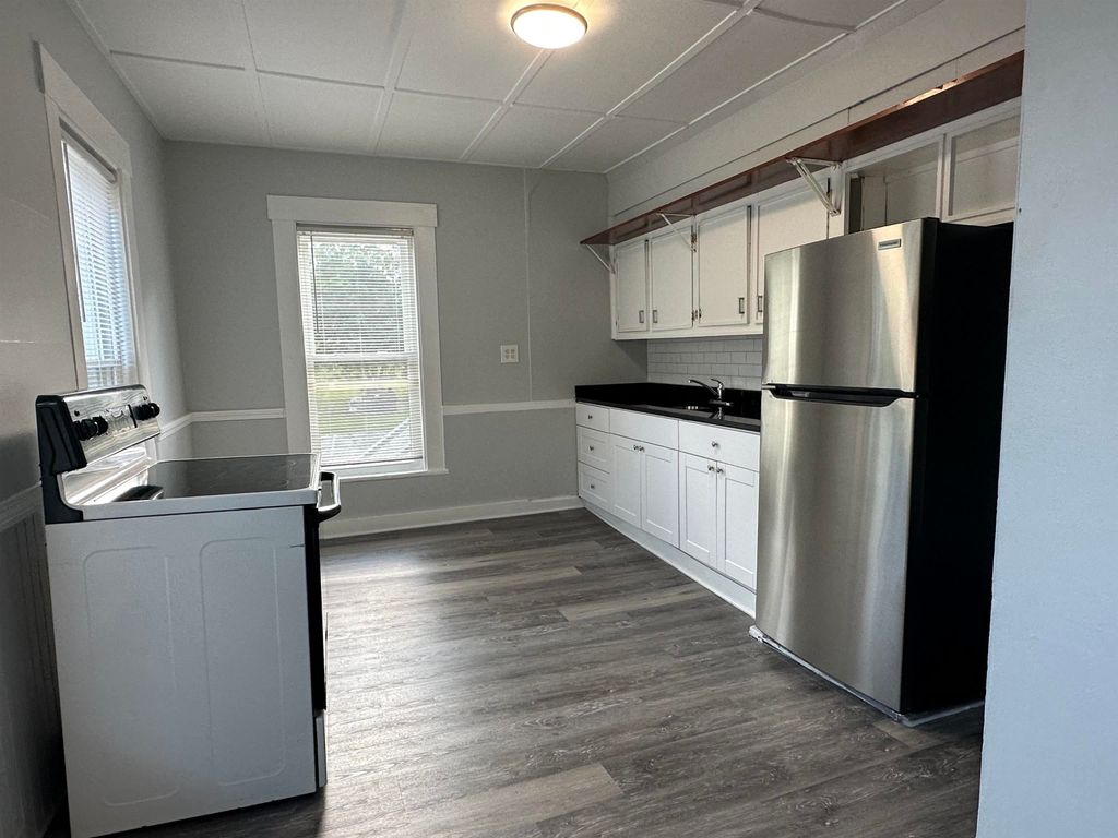 Photo of 4248 Broadway Street, Pembroke, NH 03275 (MLS # 5053251)