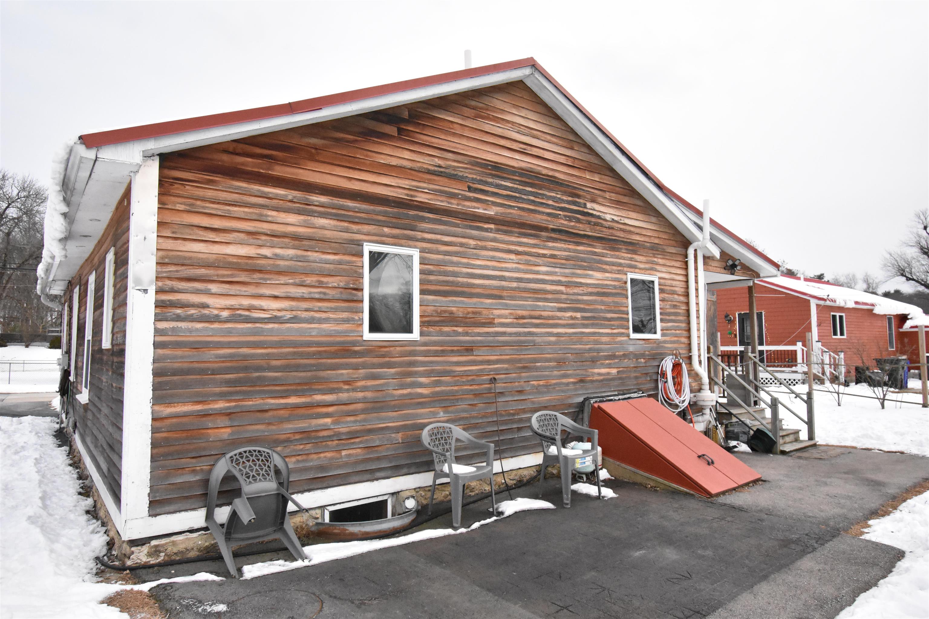 518 Riverdale Avenue