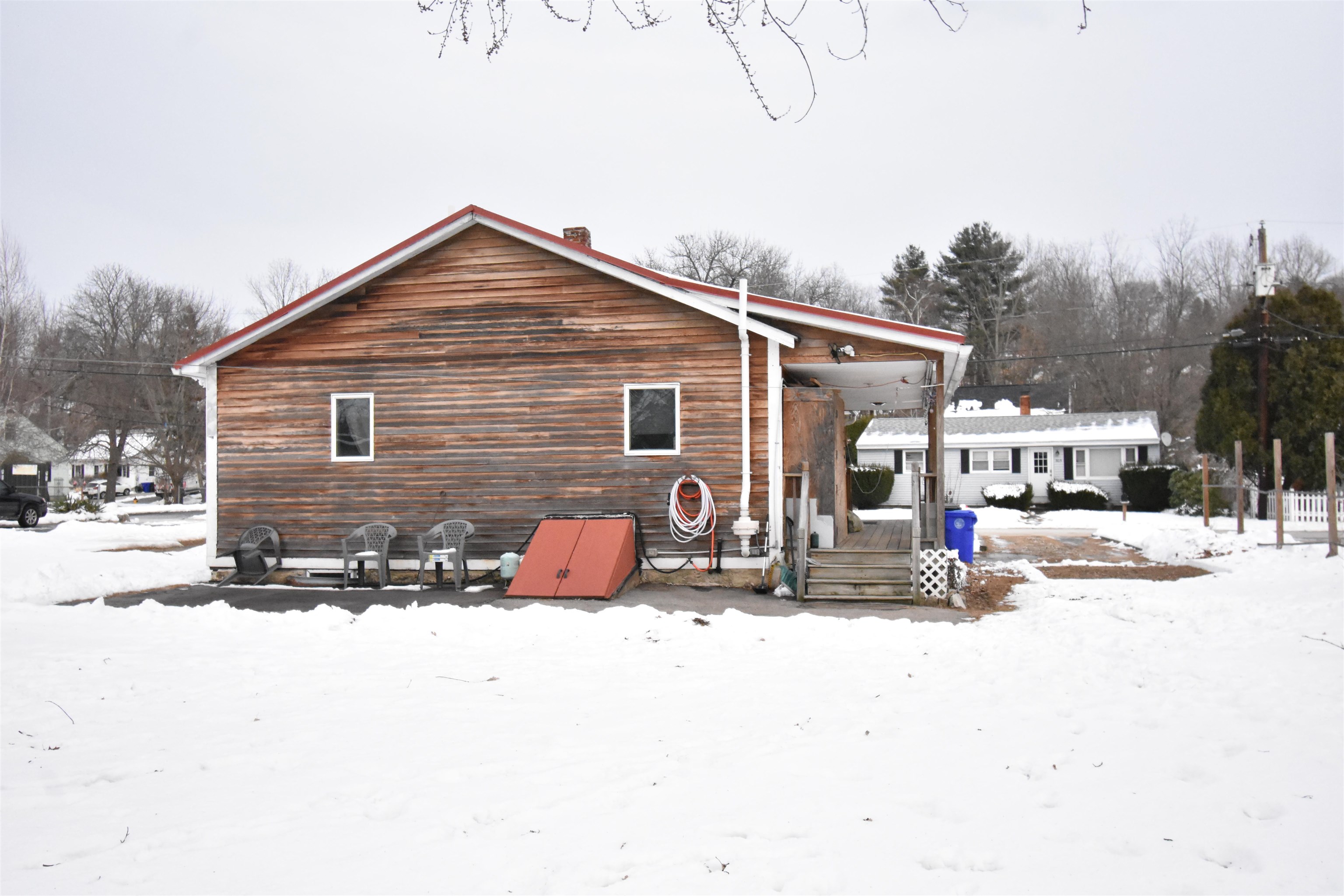 518 Riverdale Avenue